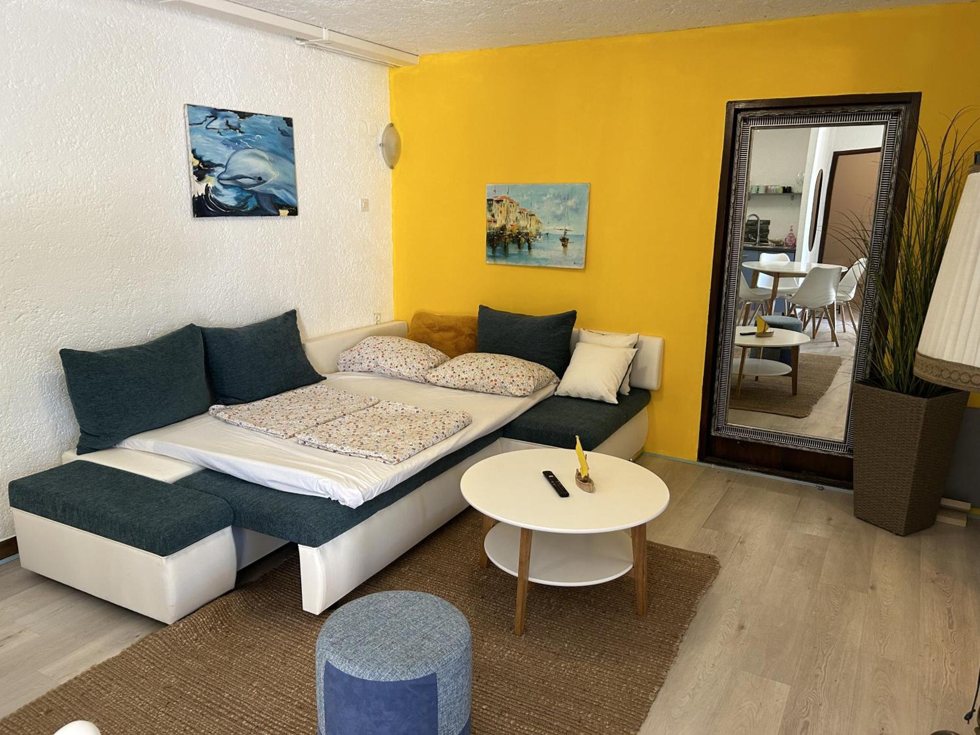 Peaceful Apartment With Patio Rovinj Exterior foto